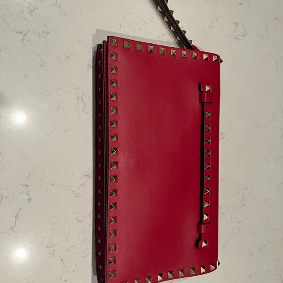 Valentino Garavani Rockstud Wristlet Clutch - Picture 4 of 4